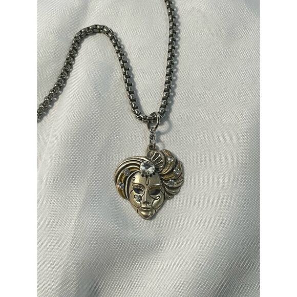 Vintage Mardi Gras Rhinestone Mask Pendant Necklace - Picture 4 of 5